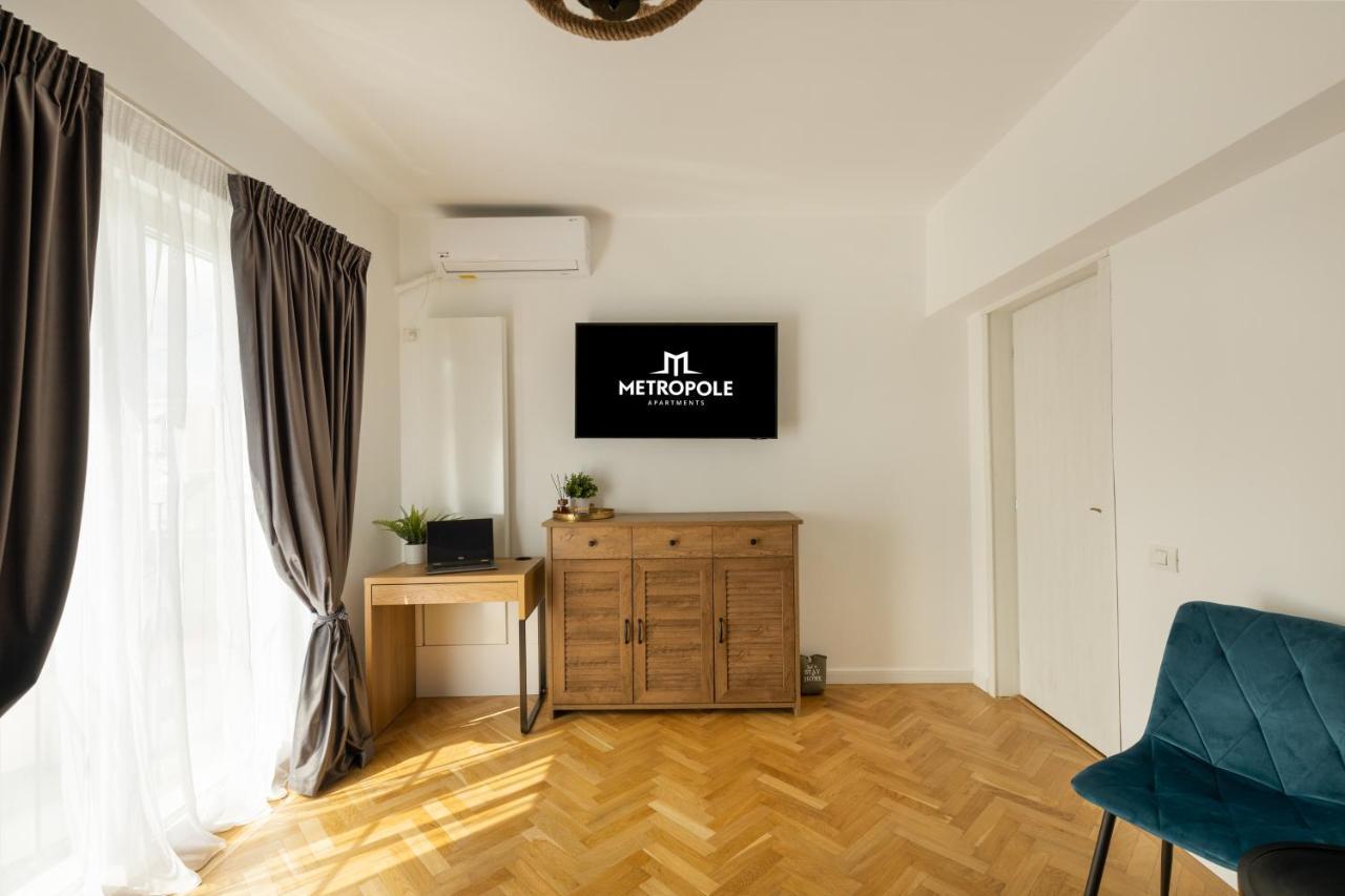 Metropole Apartments Panoramic Ateneum Bukares Bagian luar foto