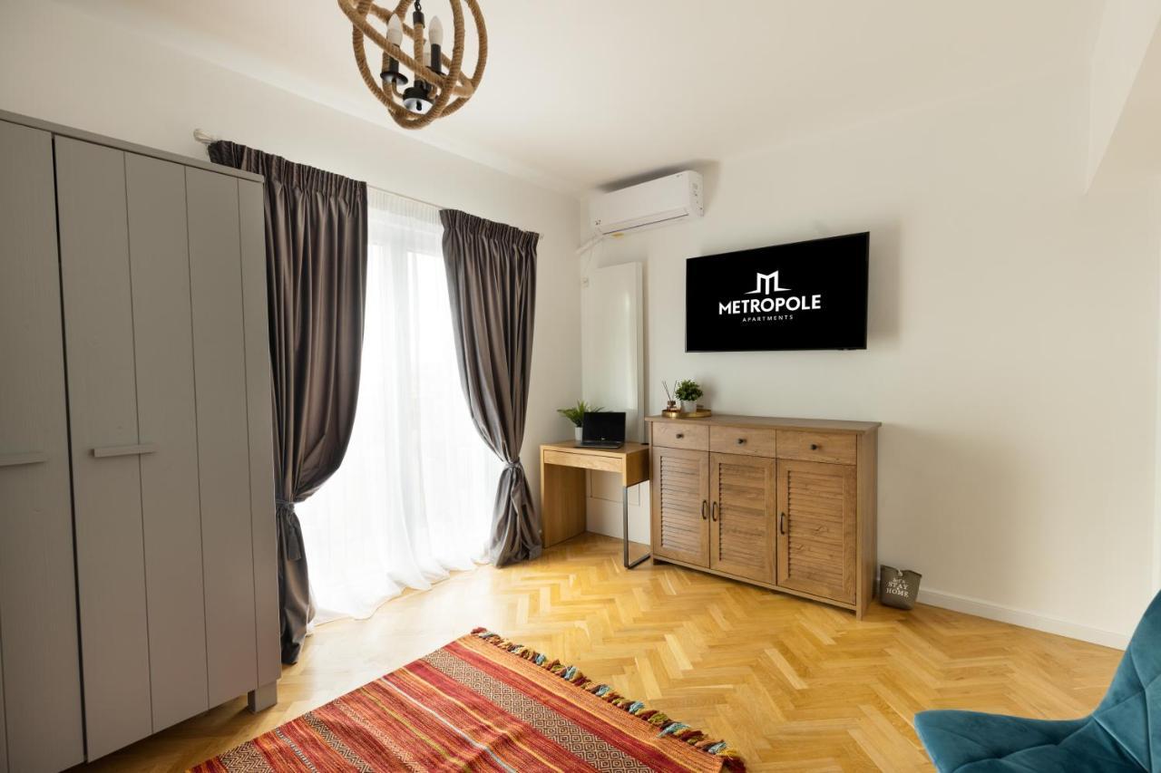 Metropole Apartments Panoramic Ateneum Bukares Bagian luar foto